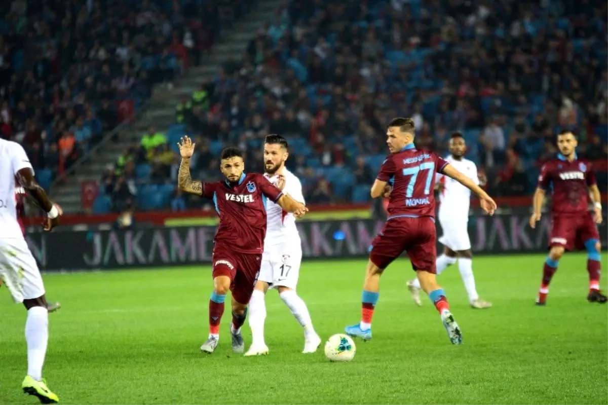 Süper Lig: Trabzonspor: 2 - Gaziantep FK: 0 (İlk yarı)