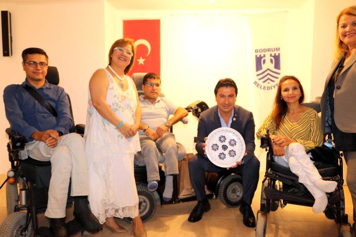 Yakaköy Engelli Sevgi Sanat Atölyesi açıldı