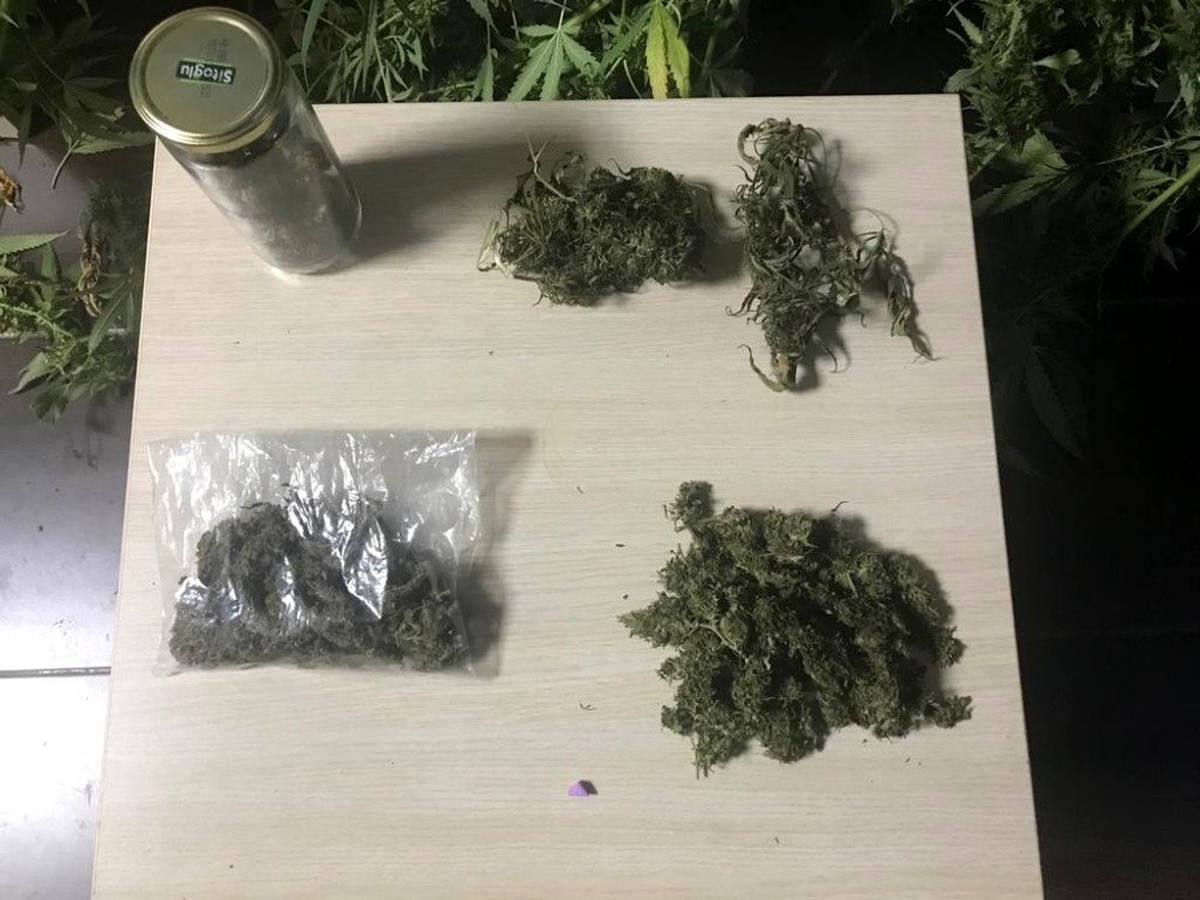 Balıkesir\'de 8 ayrı uyuşturucu operasyonu yapıldı