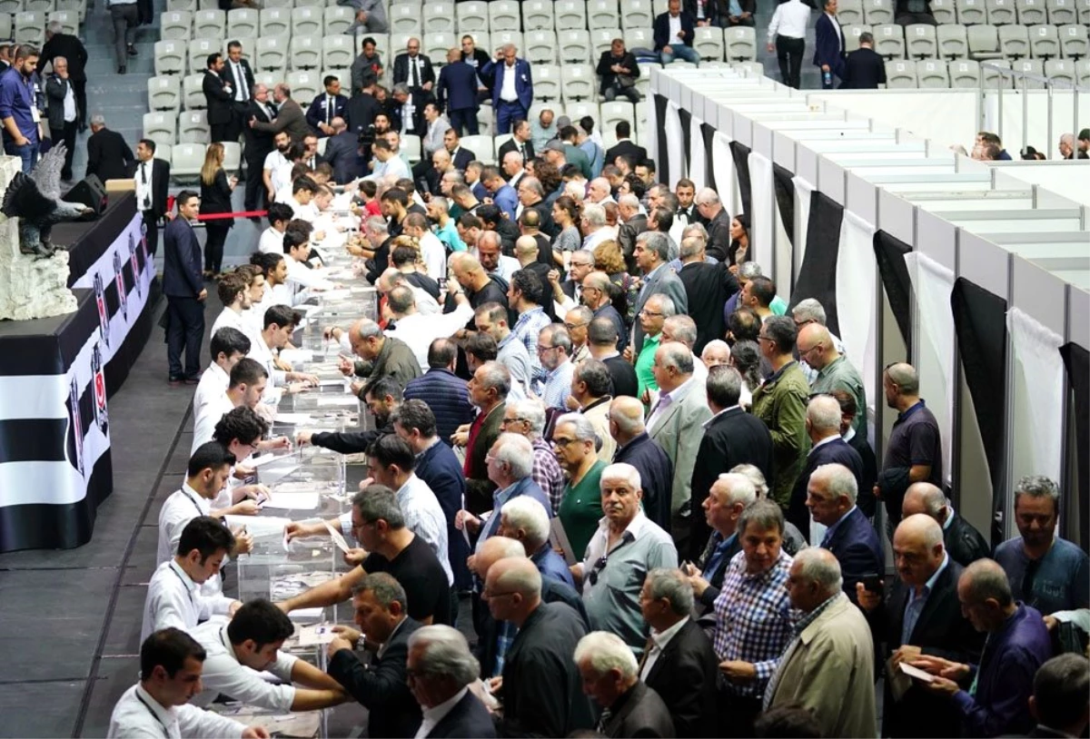 Beşiktaş\'ta başkanlık seçimine yoğun katılım