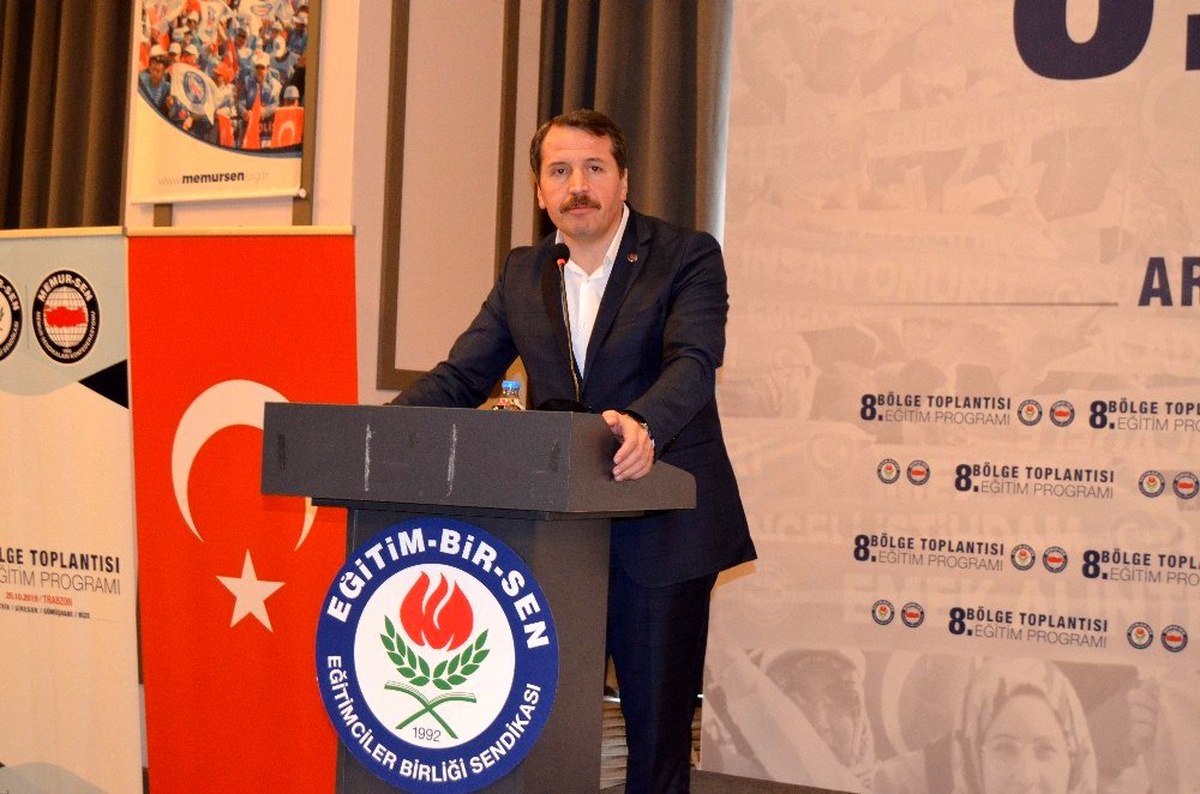 Eğitim-Bir-Sen 8. Bölge Toplantısı Trabzon\'da yapıldı