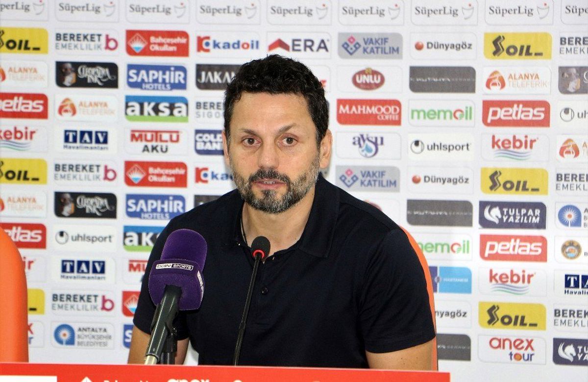 Erol Bulut: "Süper Lig\'in lideri olarak devam ediyoruz"