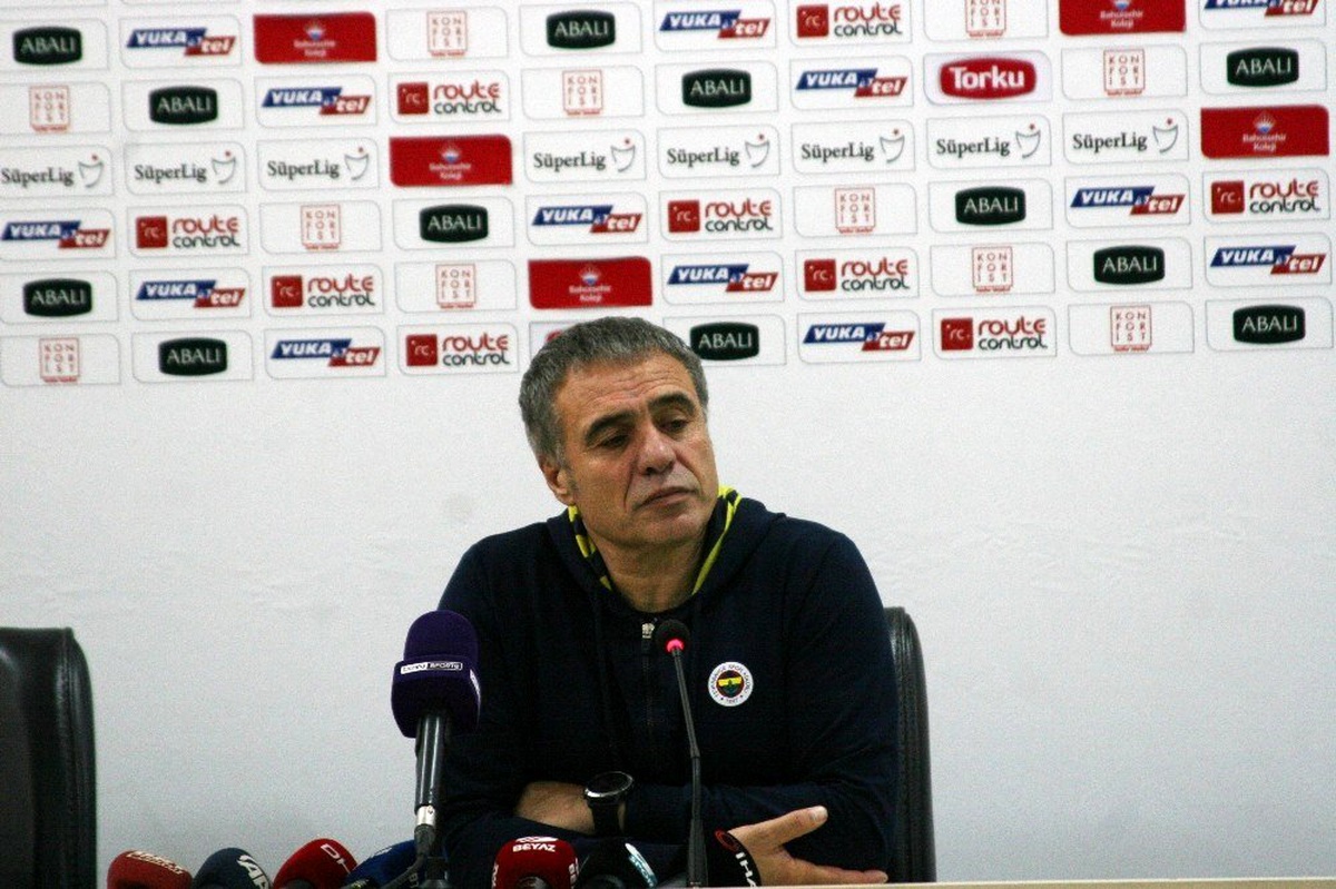 Ersun Yanal: "Oyunun kontrolüne hakim rahat bir oyun oynadık"