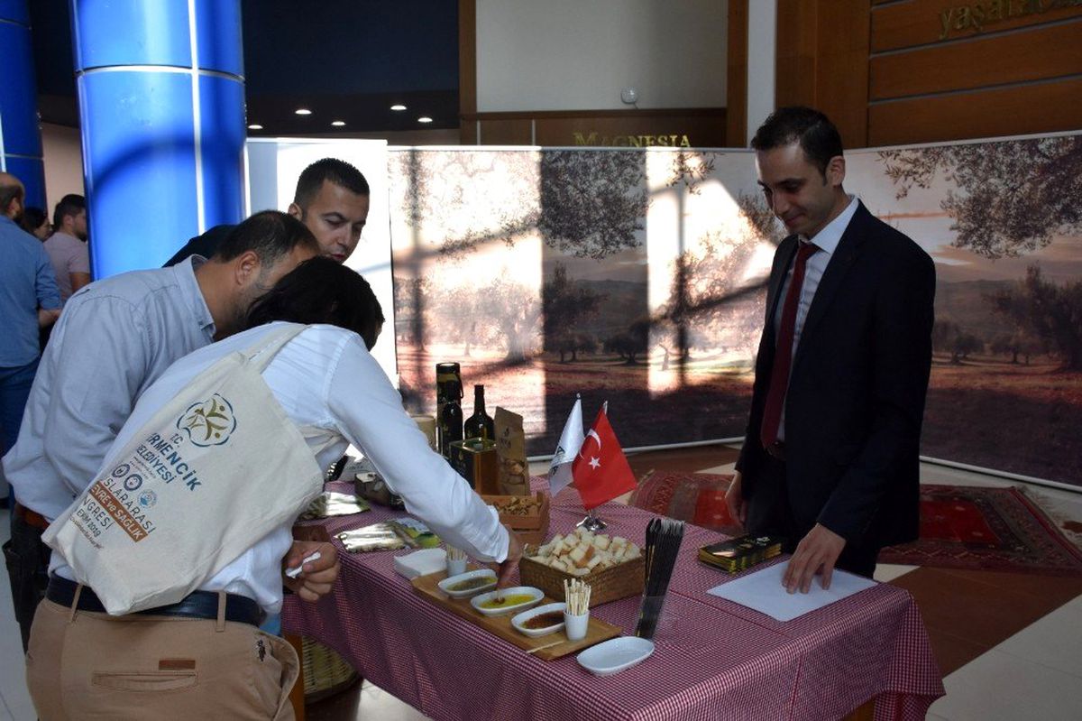 İnya, 2. Uluslararası Tarım Çevre ve Sağlık Kongresi\'nde görücüye çıktı