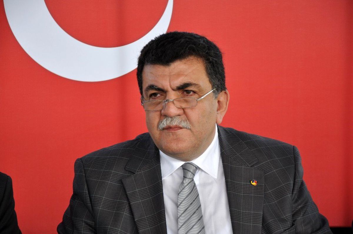 RTSO Başkanı Şaban Aziz Karamehmetoğlu: \'Yapılacaksa bu demiryolu Samsun - Sarp arasında yapılsın\'