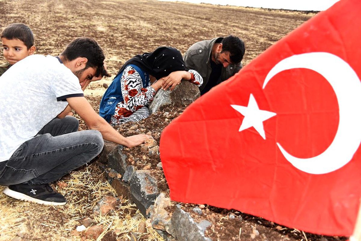 Şehit Mazlum\'un tek hayali doktor olup annesini iyileştirmekti