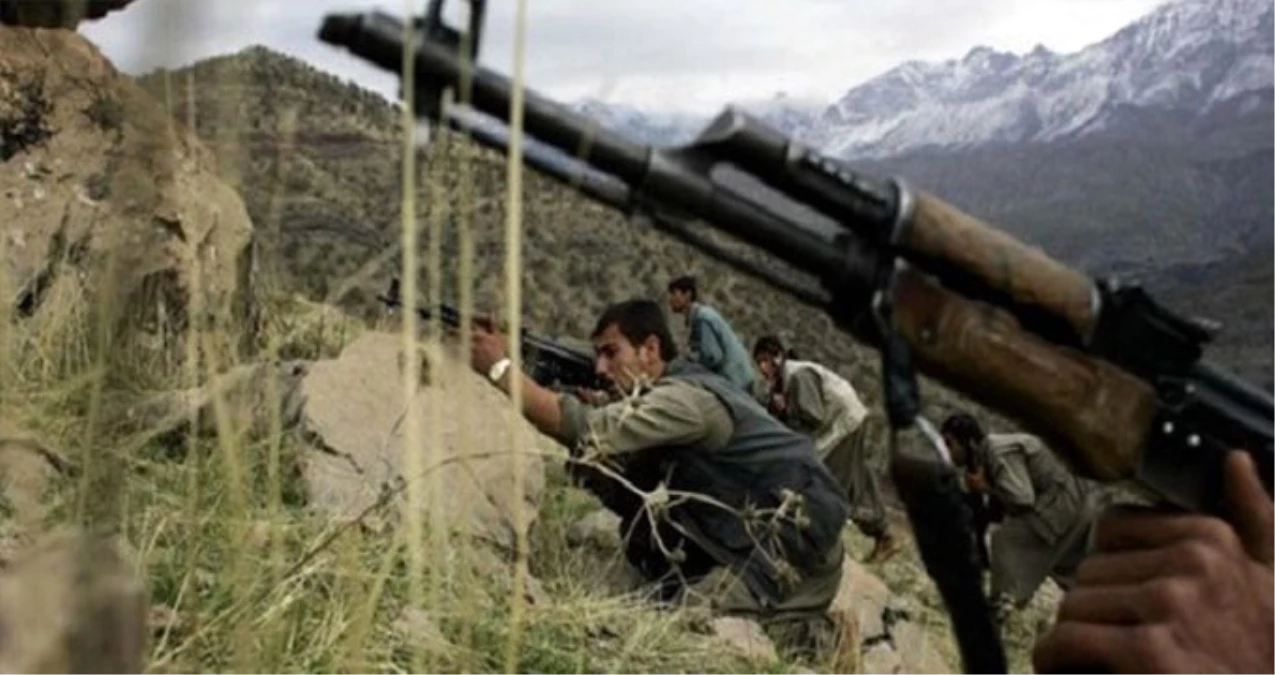 PKK\'lı teröristlerden orman işçilerini taşıyan araca roketli saldırı: 4 yaralı