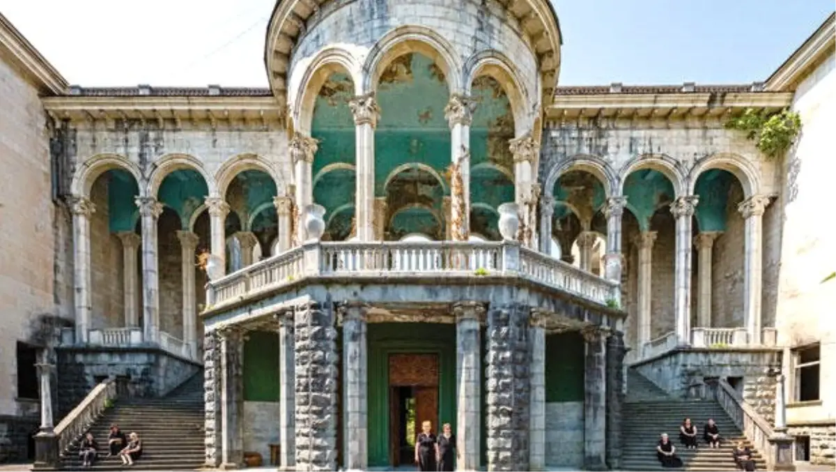 Tskaltubo\'nun gizemli sanatoryumları! Bir asır önce donup kalmış gibi...