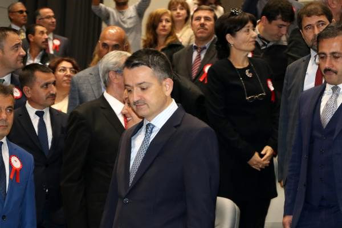 Bakan Pakdemirli: İsrail ve Hollanda\'ya tohum satan ülke konumuna geldik