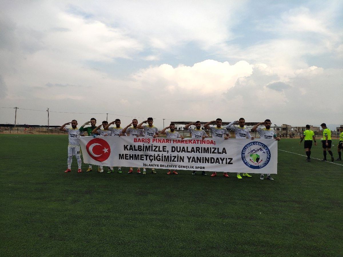 Barış Pınarı harekatına yeşil sahalardan destek