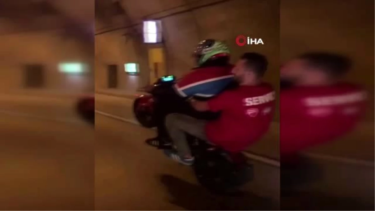 Bomonti-Dolmabahçe Tüneli\'nde çift kişiyle tek teker terörü kamerada