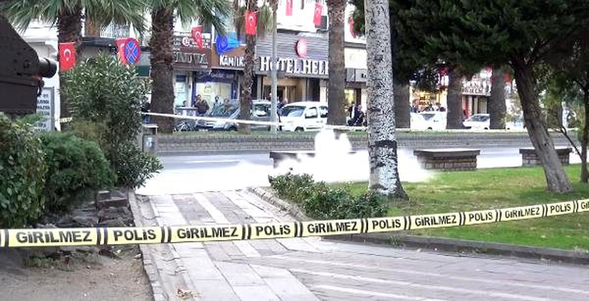 Çanakkale\'de tarihi topun yanındaki şüpheli valiz, boş çıktı