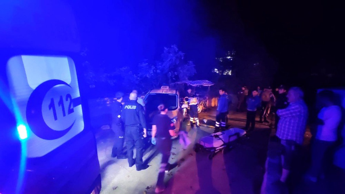 El frenini çekmeyi unuttuğu taksisinin altında can verdi