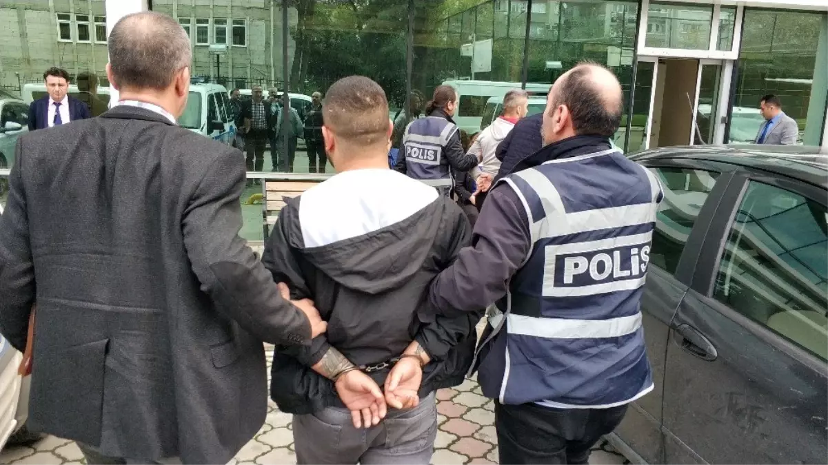 Firariyi yakamaya çalışan polise mukavemette bulunan 3 kişi tutuklandı