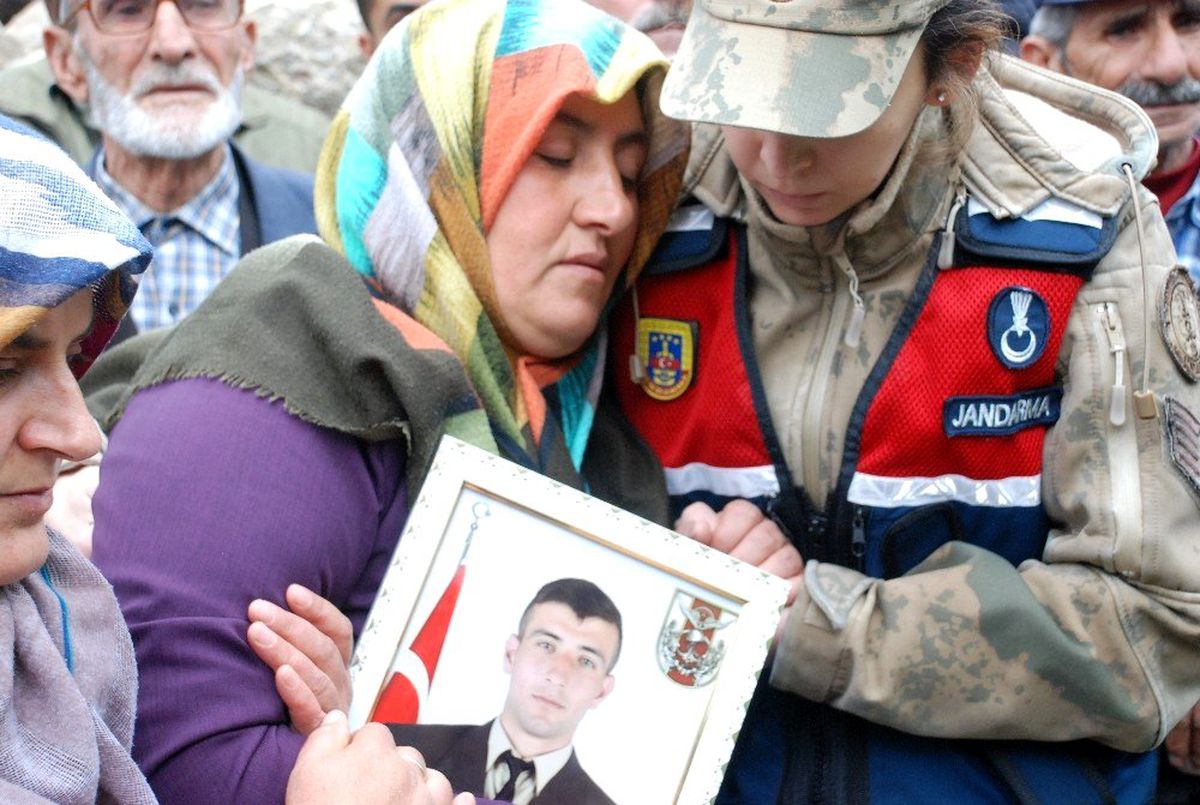 Tel Abyad şehidi son yolculuğuna uğurlandı