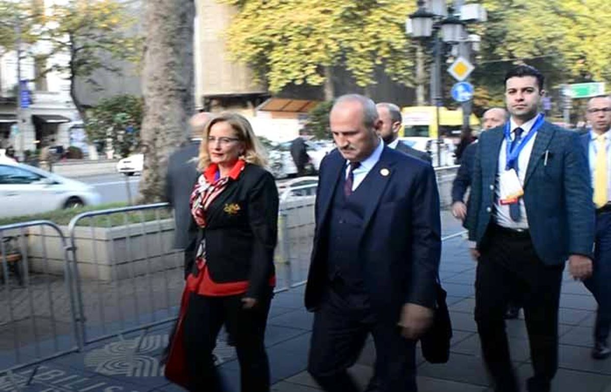 Bakan Turhan, İpekyolu Forumu\'na katılmak için Tiflis\'e geldi