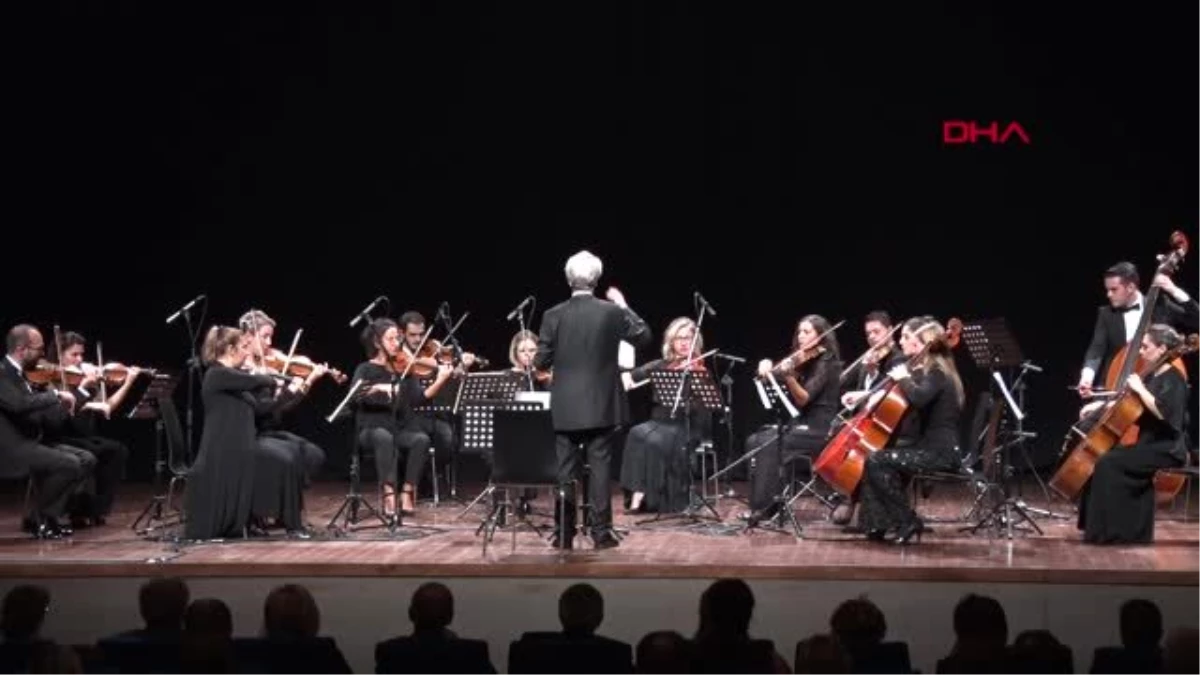 İstanbul-haliç üniversitesi oda orkestrası\'ndan klasik müzik şöleni