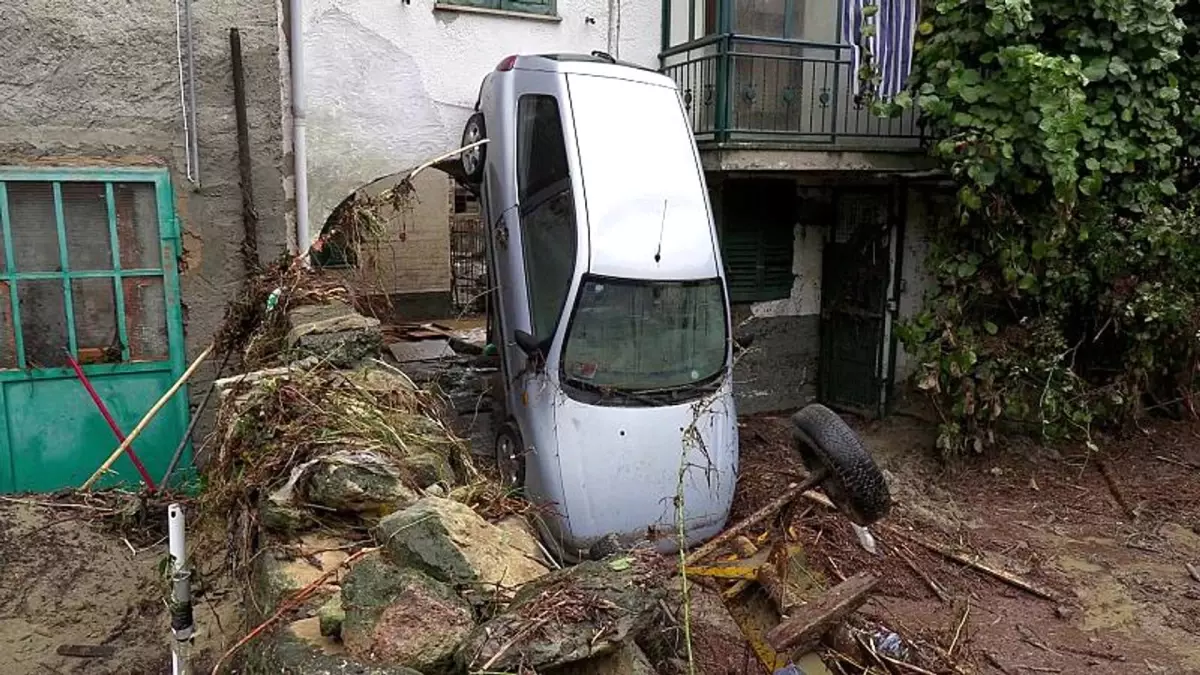 İtalya\'da yoğun yağışın neden olduğu sellerde 1 kişi öldü