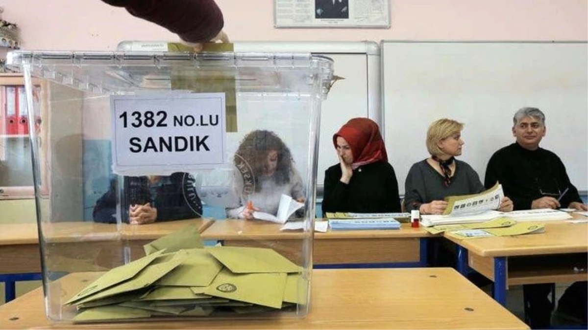 İYİ Partili Koray Aydın\'dan seçim anketi açıklaması: Sonuçlar hep aynı çıkıyor