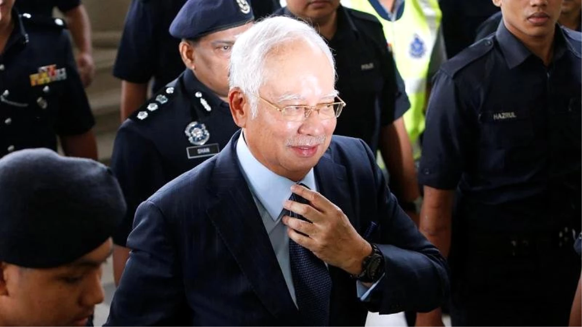 Malezya Başsavcısı: Eski Malezya Başbakanı yolsuzluğu bir imparator gibi organize etti