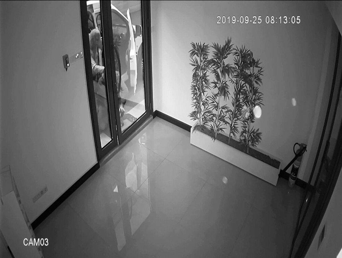 (Özel) Üsküdar\'da maskeli hırsızlara alarm engeli