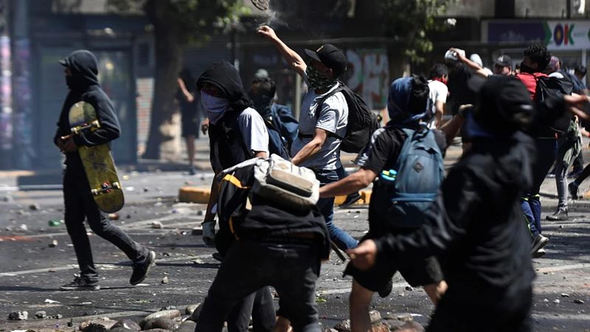 Şili Devlet Başkanı Pinera\'dan ülkedeki protestolara "yeni toplum sözleşmesi" vaadi
