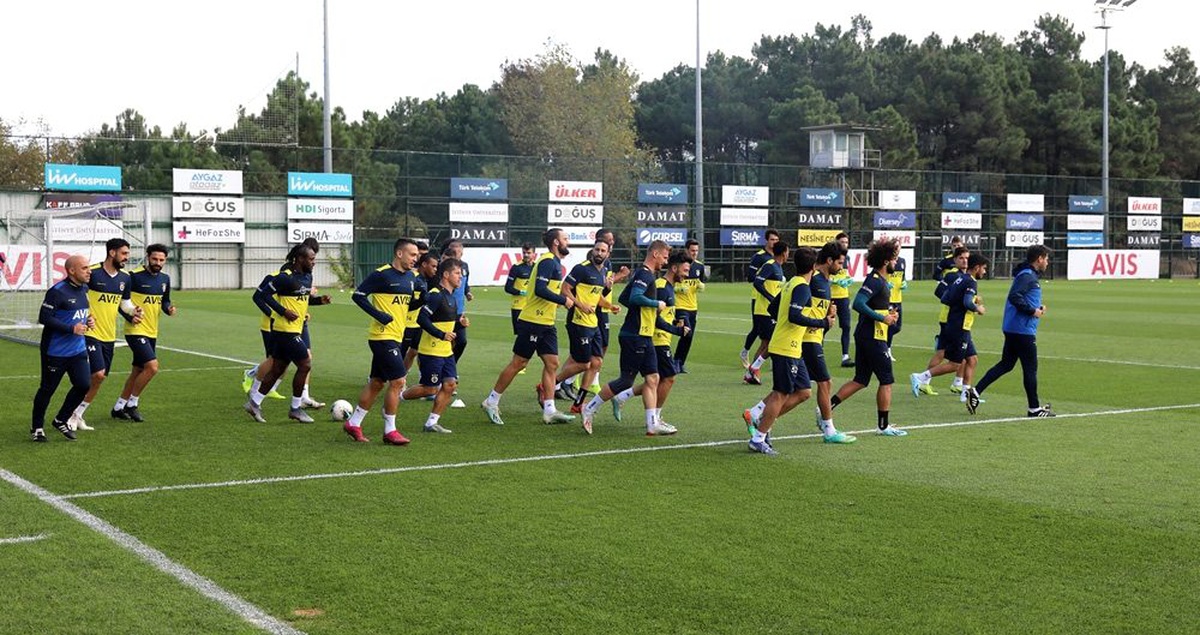 Fenerbahçe\'de Konyaspor mesaisi sürüyor