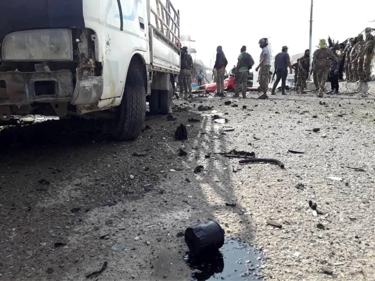 Teröristlere verilen 150 saatlik süreç başlarken Tel Abyad\'da patlama oldu: 3 ölü, 10 yaralı