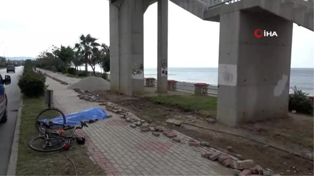 Bisikletten düşen yerleşik Danimarkalı hayatını kaybetti