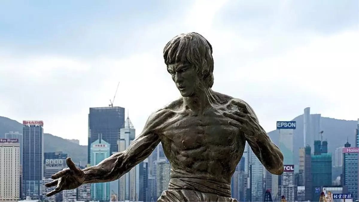 Bruce Lee\'nin tekniğini öğrettiği okul 50 yıl sonra yeniden açıldı