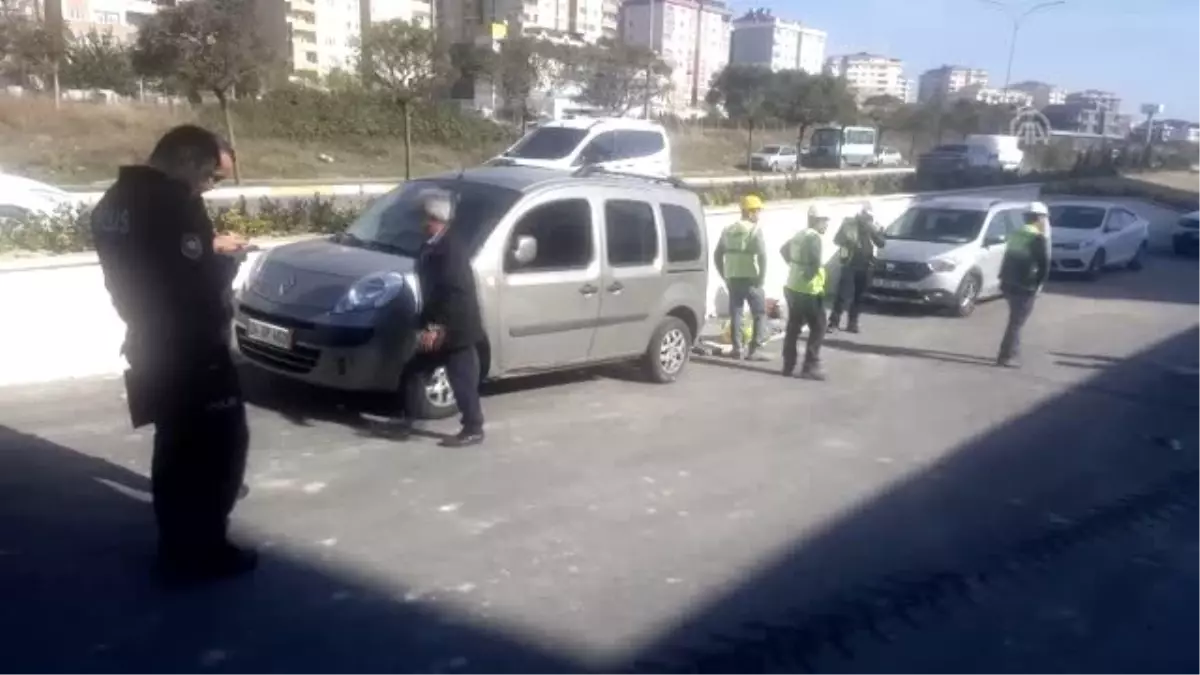 Şantiyedeki merdivenlerden düşen işçi yaralandı