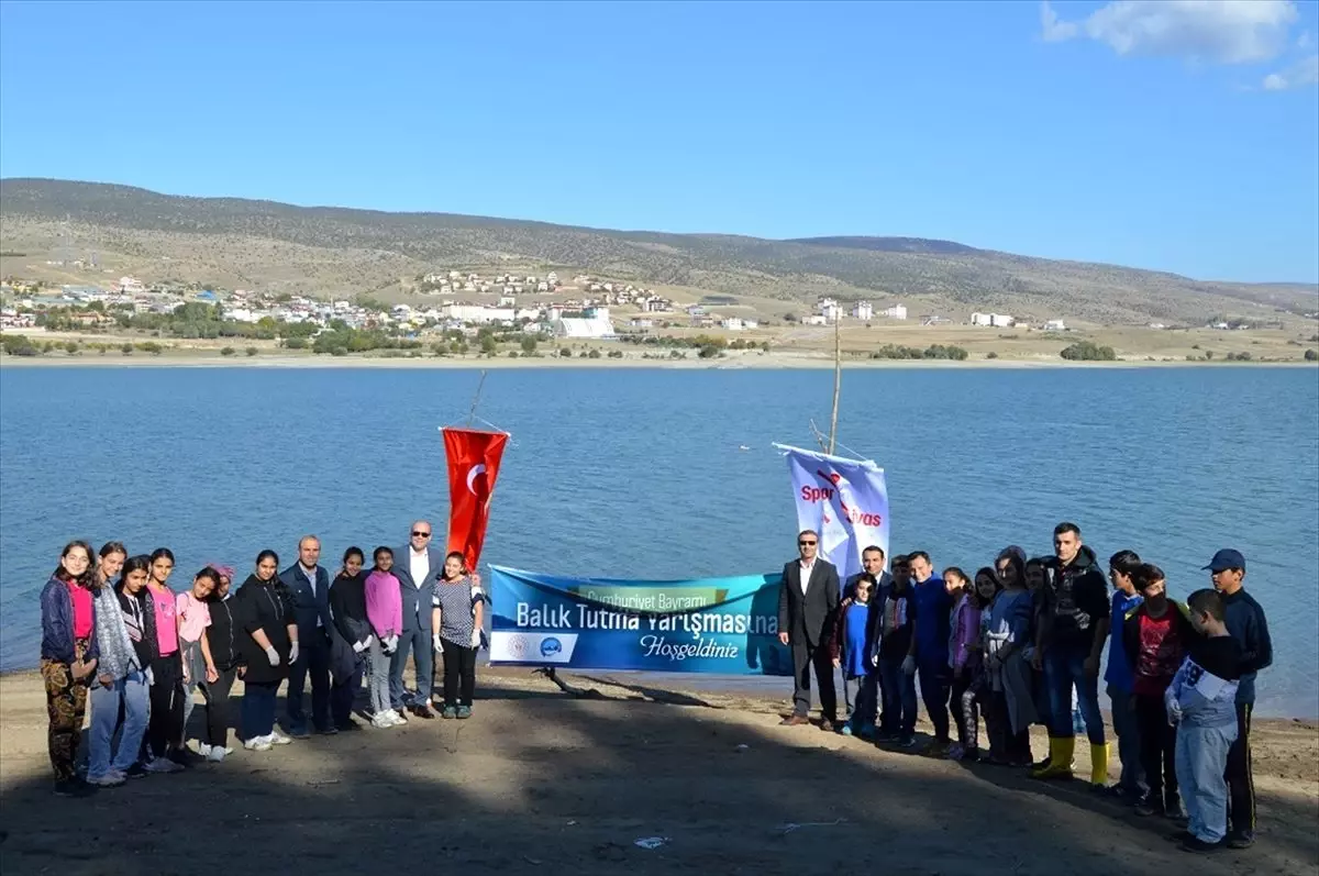 Gölova\'da balık tutma yarışması