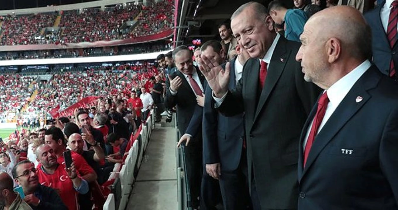 Cumhurbaşkanı Erdoğan, prensip olarak Süper Lig maçlarına gitmediğini açıkladı