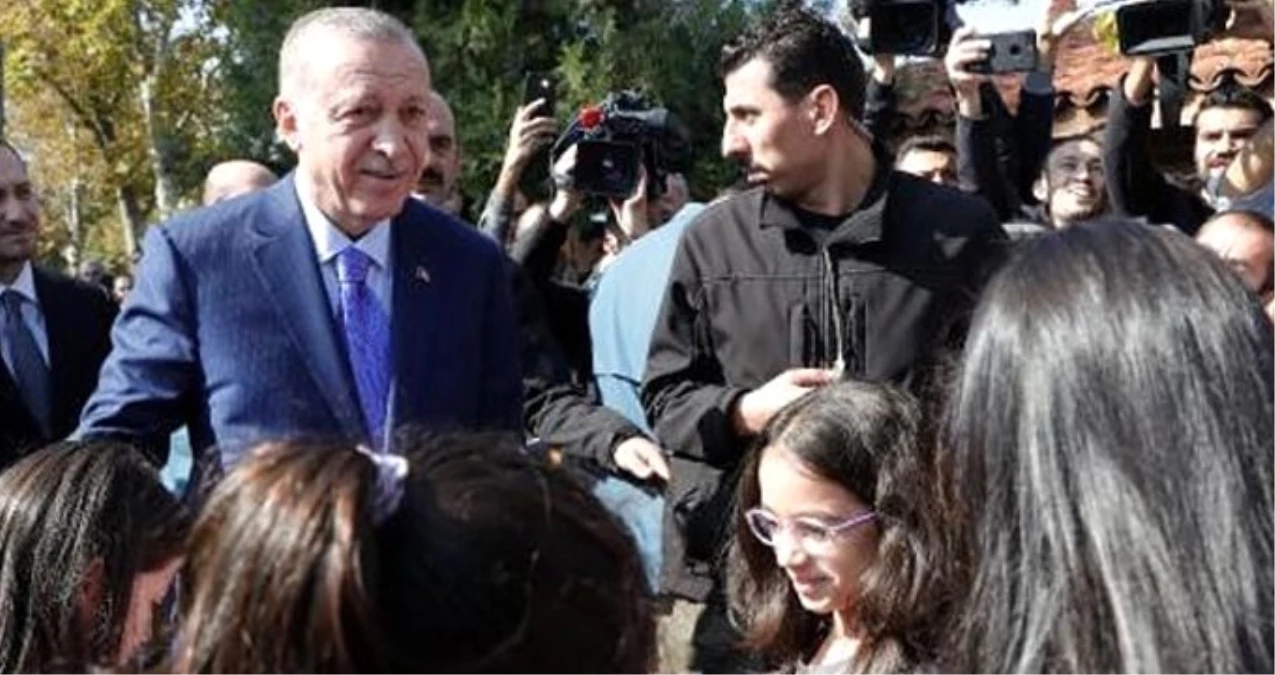 Cumhurbaşkanı Erdoğan\'dan EYT\'li kadının "Yasa çıkacak mı?" sorusuna yanıt
