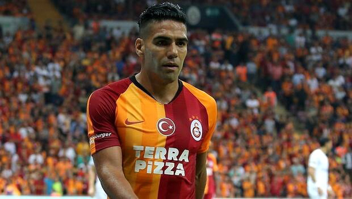 Falcao ucuz yırttı! Sakatlık...