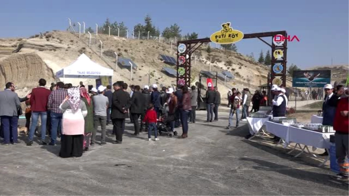 Kayseri kayadan oyma mağaralar, hayvan barınağına dönüştürüldü