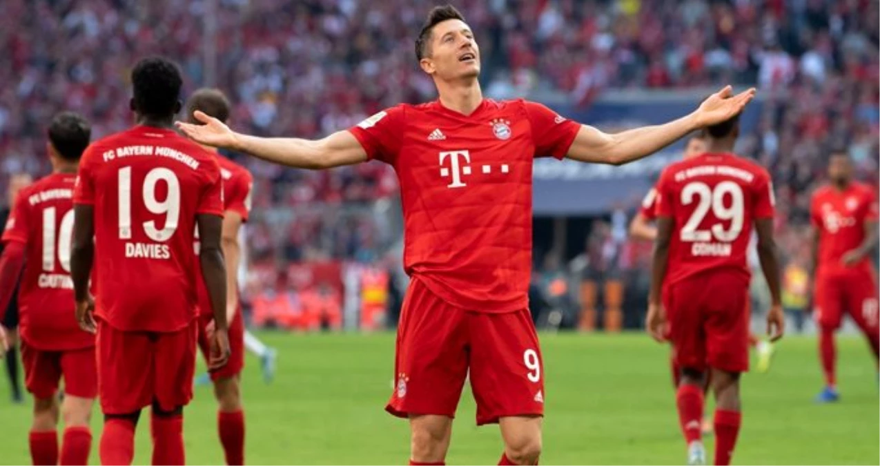 Lewandowski\'nin rekor kırdığı maçta Bayern Münih rahat kazandı