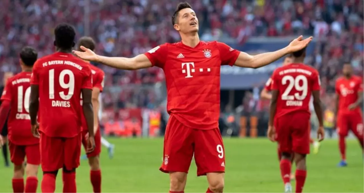 Lewandowski\'nin rekor kırdığı maçta Bayern Münih rahat kazandı