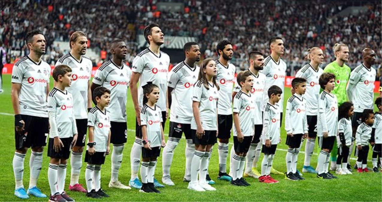 Beşiktaş\'ta bu sezon 24 farklı isim ilk 11\'de sahaya çıktı
