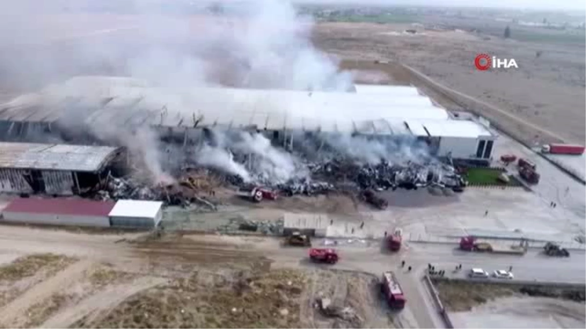 Konya\'daki fabrika yangını 11 saatlik çalışmayla söndürüldü