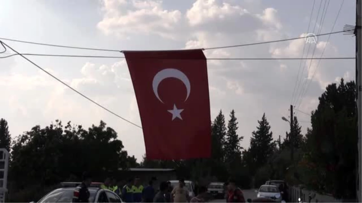 PKK/YPG\'nin Rasulayn\'daki saldırısı - Şehit Erdoğan Türkel\'in babaevi - ADANA