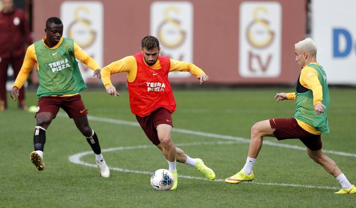 Galatasaray\'da Rizespor maçı hazırlıkları başladı
