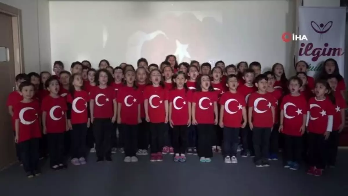 Minik öğrencilerden "Ölürüm Türkiyem" türküsü