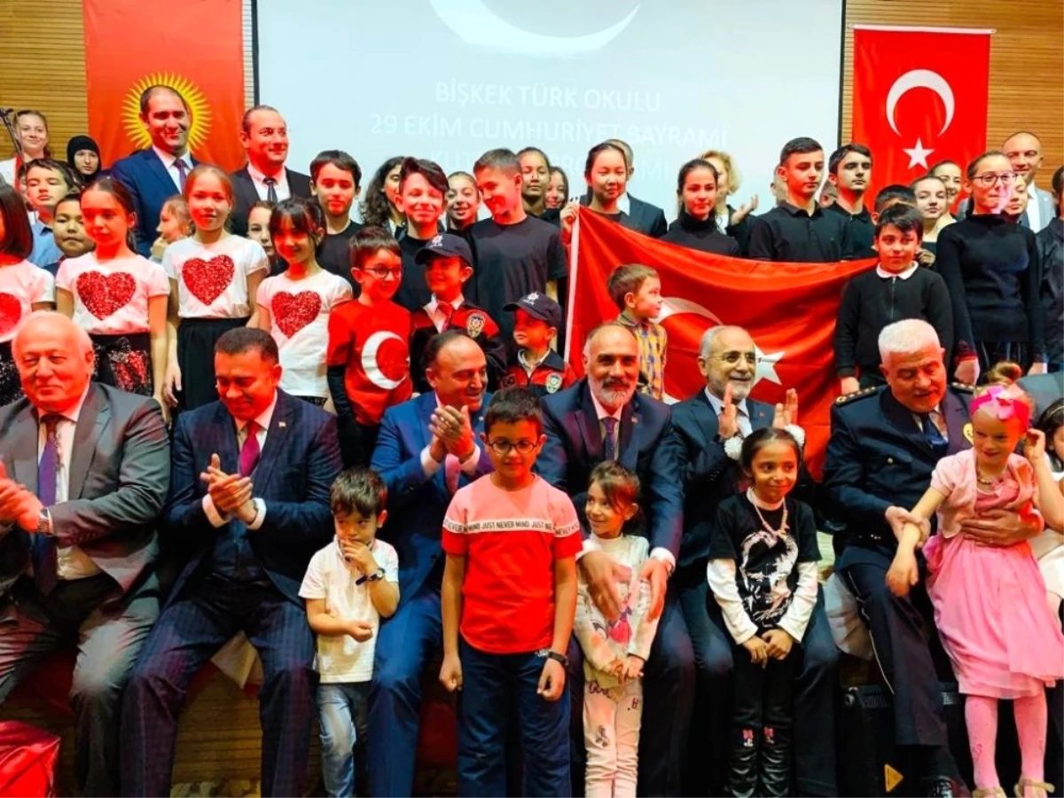 Cumhurbaşkanı Başdanışmanı Topçu Kırgızistan\'da Cumhuriyet Bayramı kutlamasına katıldı
