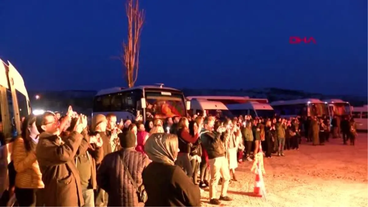 Nevşehir kapadokya\'da balonlar, cumhuriyet bayramı için havalandı