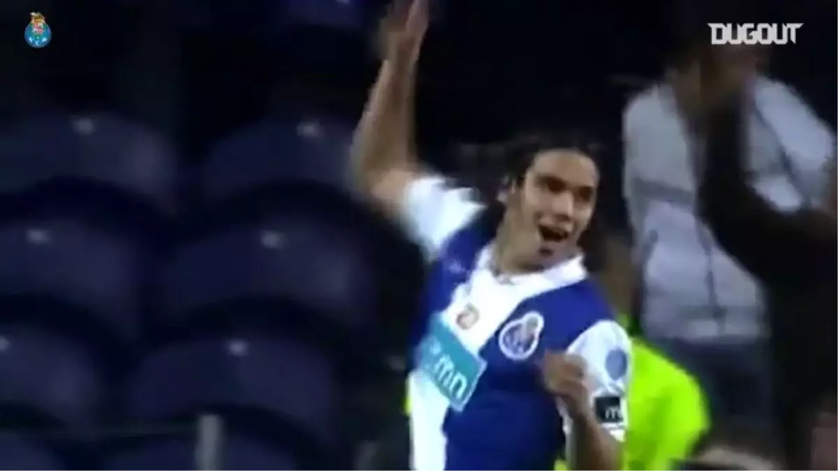 Falcao\'nun Porto Günlerinden Müthiş Bir Röveşata