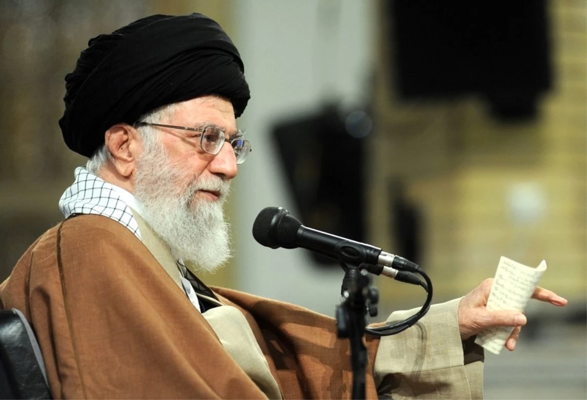 İran dini liderinden Irak ve Lübnan\'daki gösterilere ilişkin açıklama