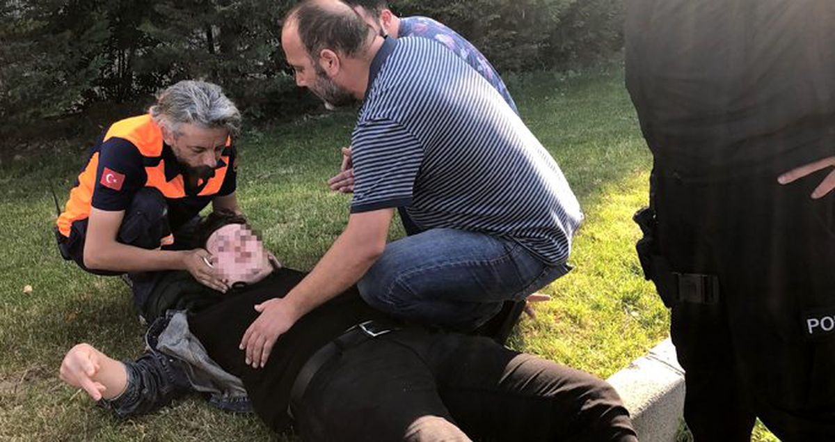 Kavgada oğlu dayak yedi, baba çılgına döndü