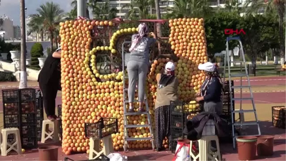 Mersin mersin\'i sokak dansçıları renklendirdi