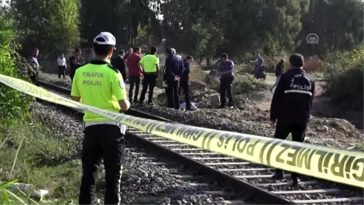 Trenin çarptığı genç futbolcu öldü
